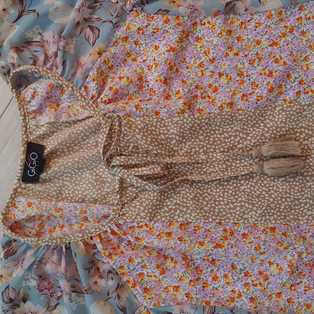 GIGIO FLOWY FLORAL PATCHWORK TOP - Picture 4 of 8